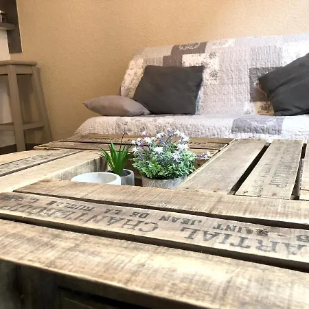 Le Paillot De Montabert Hyper Centre Classe